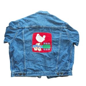 VINTAGE 1994 Woodstock original jean jacket